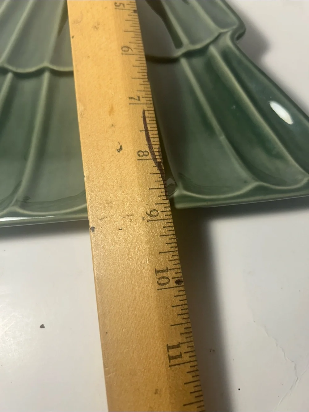 Green Ceramic Tree-Shaped Serving Platter